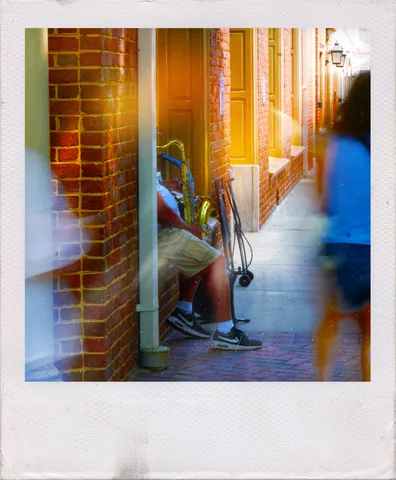 Alley Musician